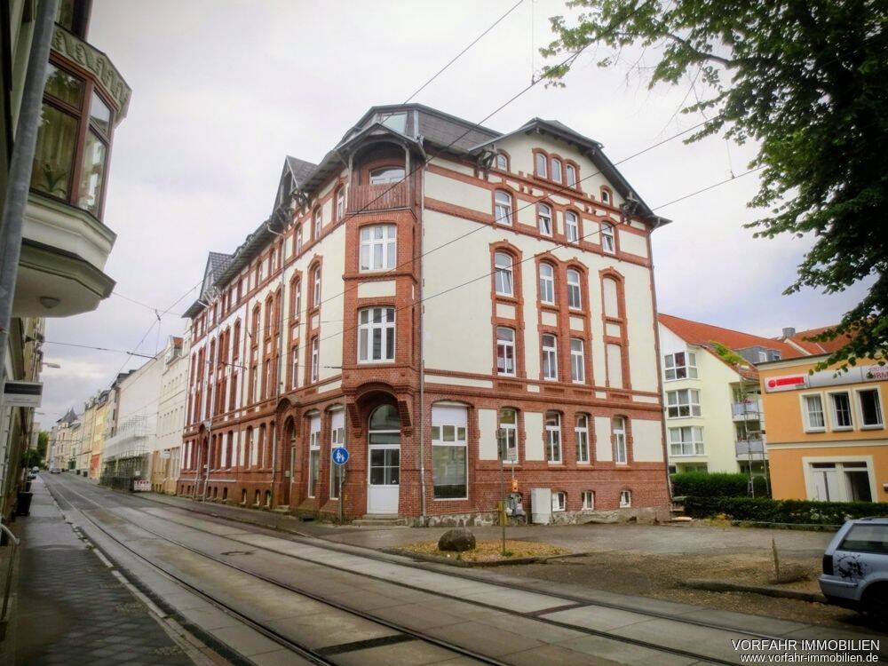 Schöne 2-Zimmer-Wohnung mit Balkon am Platz der Jugend, 19053 Schwerin