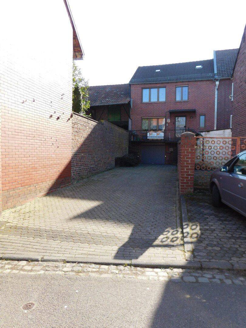 Bezugfertiges Einfamilienhaus in ruhiger Dorflage ohne Garten, 52499 Baesweiler
