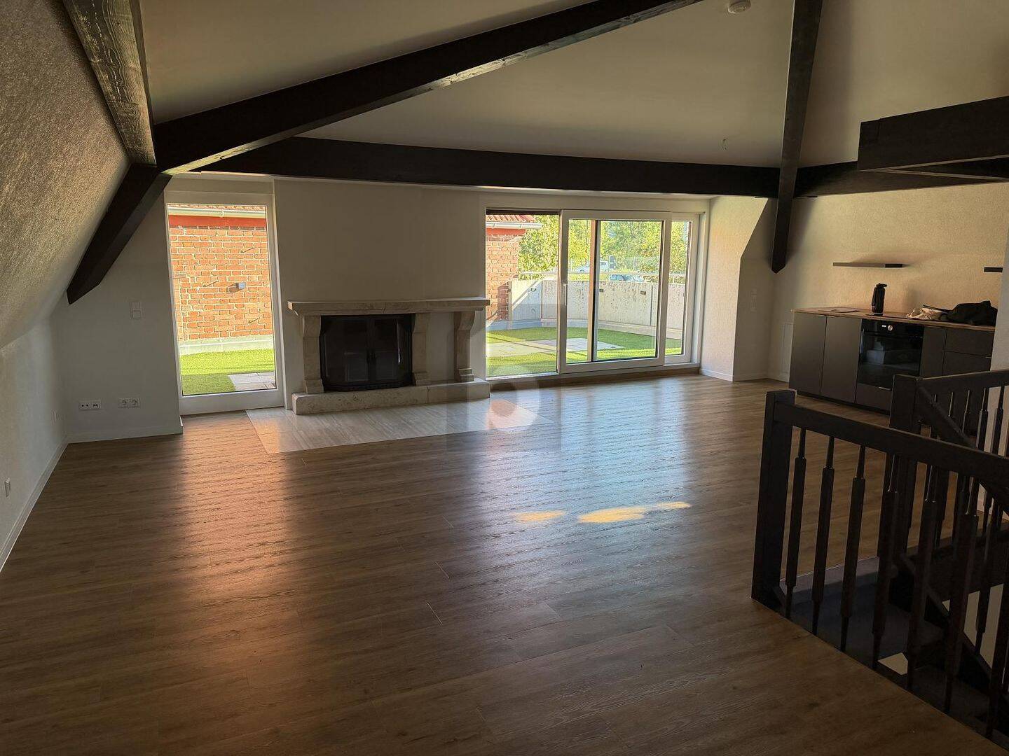 WOHNEN MIT STIL: MIT KAMIN, 70329 Stuttgart (Hedelfingen Obertürkheim Rohracker Uhlbach)