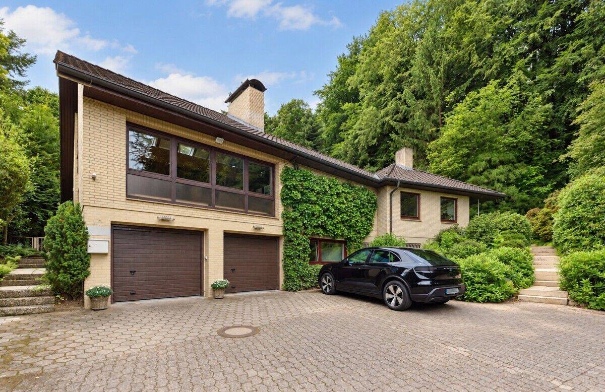 Großzügiges Wohnen mit separater Einliegerwohnung in traumhafter Waldrandlage von Bendestorf, 21227 Bendestorf