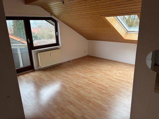 Gemütliche Dachgeschosswohnung in Abstatt, 74232 Abstatt