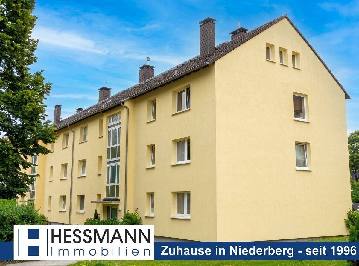 Velbert „Am Berg“ – Gemütliche Dachgeschosswohnung mit kurzen Wegen, 42549 Velbert