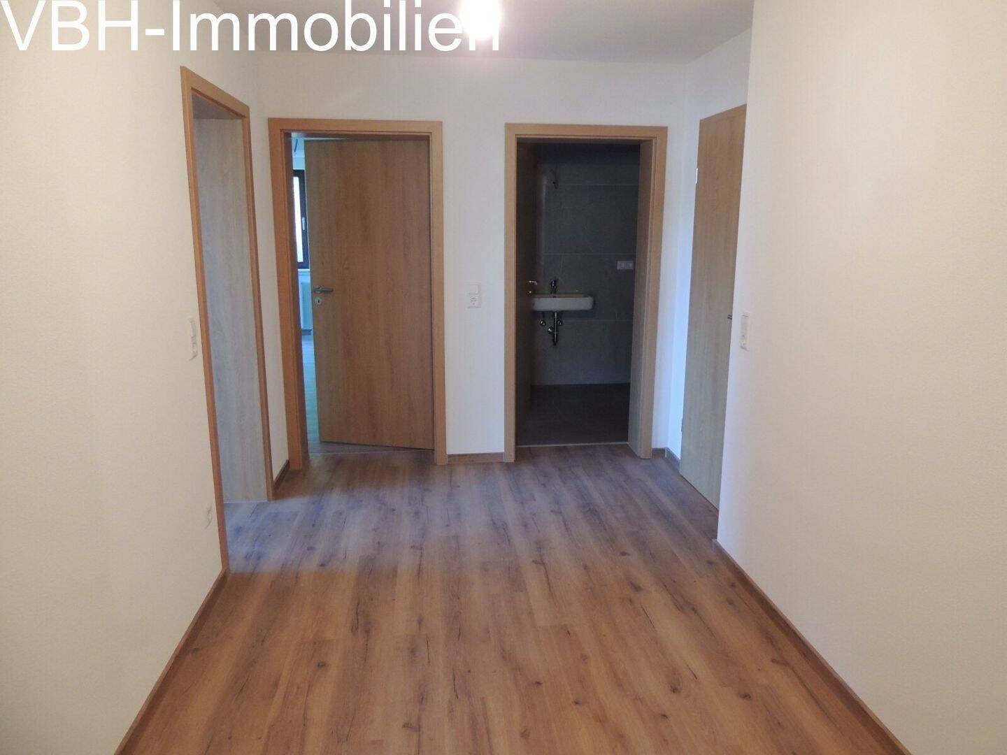***Sehr schöne renovierte Wohnung ***, 77876 Kappelrodeck