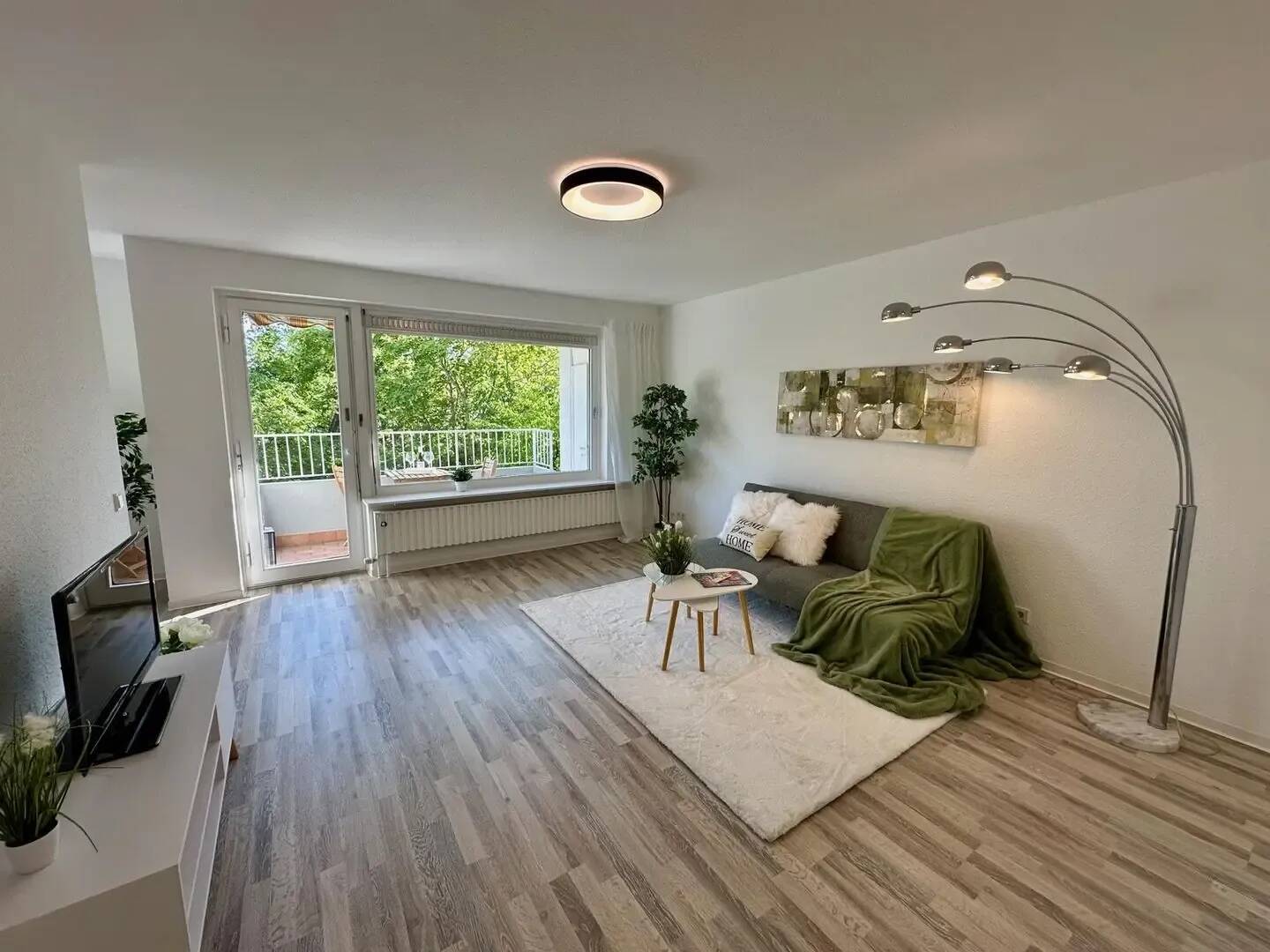Wunderschöne, neu renovierte Wohnung am Eschberger Park, 66121 Saarbrücken