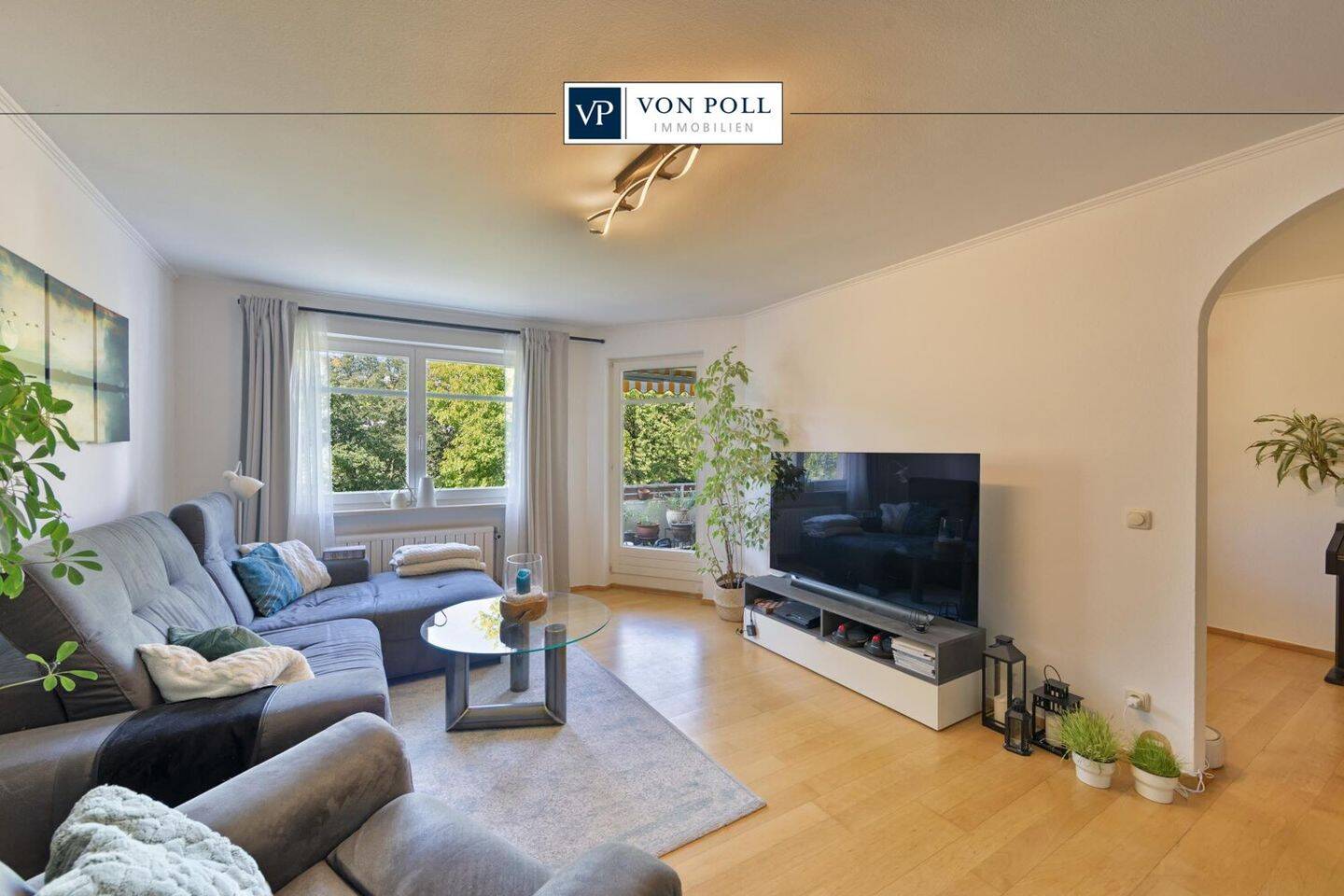 Modernisierte und großzügige 4,5-Zimmer-Wohnung mit Südwestloggia in Pasing, 81241 München (Aubing-Lochhausen-Langwied Pasing-Obermenzing)