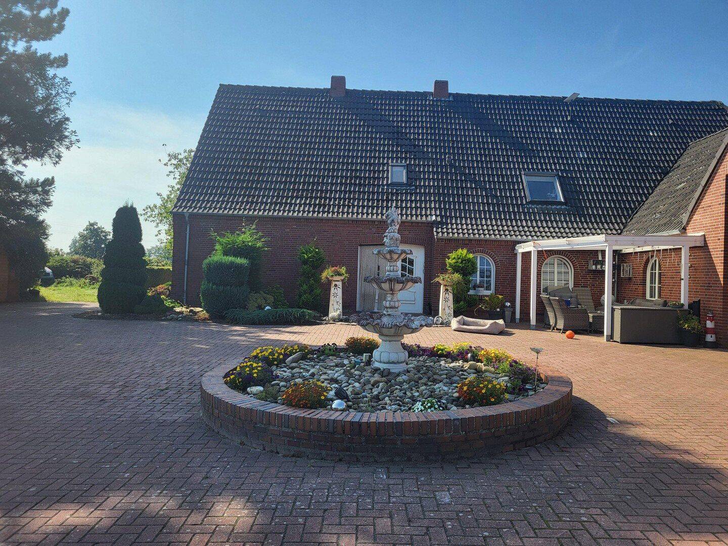 Exkl. Einfamilienhaus, nähe Norddeich mit Pool, Sauna, Pferdehaltung, 26524 Halbemond
