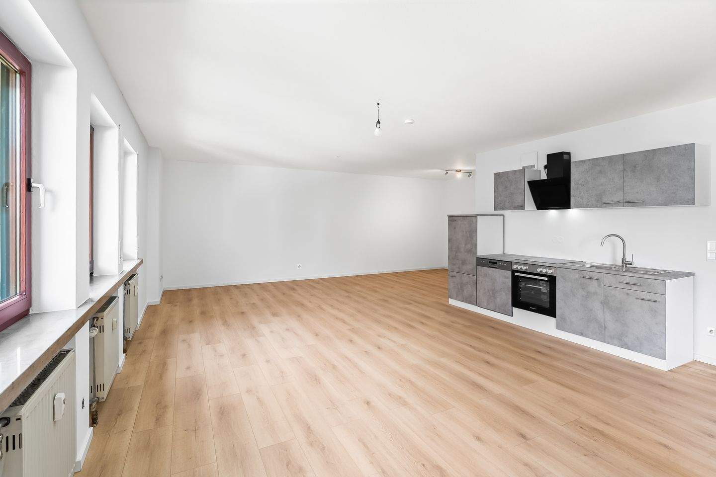 1-Zimmer-Wohnung in bester Zentrumslage, 91054 Erlangen (Burgberg Erlangen-Nord Erlangen-Ost Innenstadt Sieglitzhof)