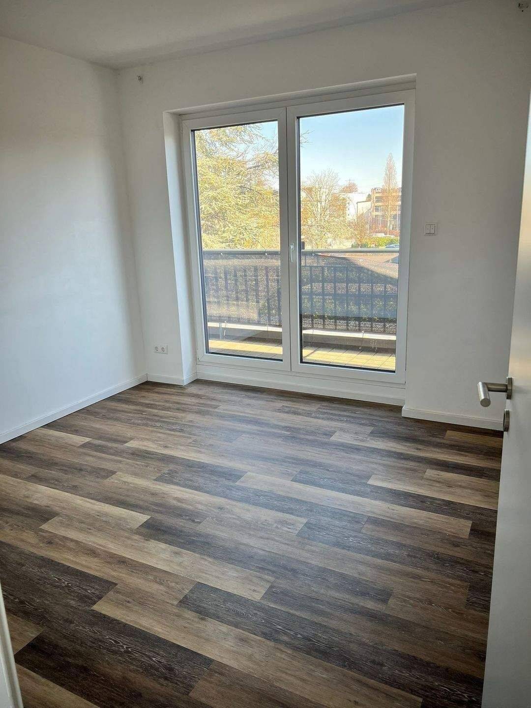 2 Zi. Whg. Penthouse Hamburg-Tonndorf, 22045 Hamburg (Wandsbek Jenfeld Tonndorf)
