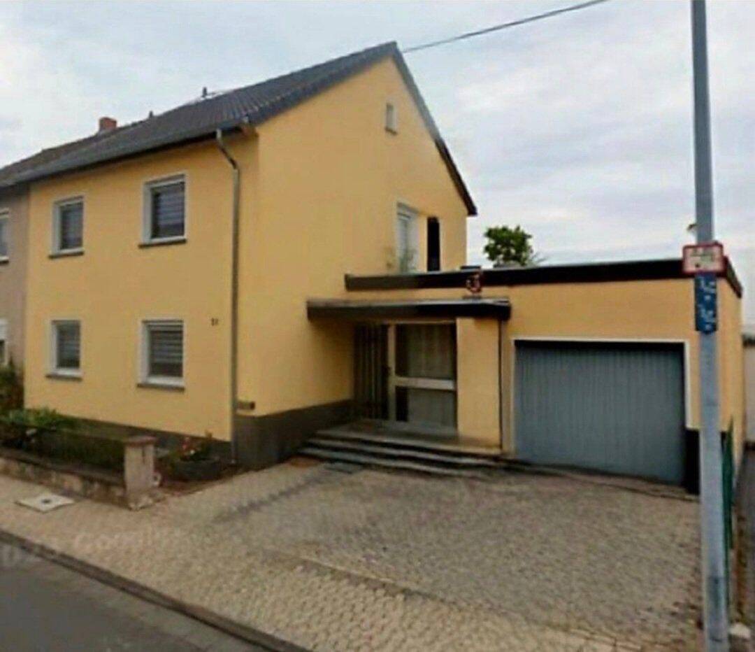 Doppelhaushälfte mit Garten, Garage und Terrasse in Mendig, 56743 Mendig