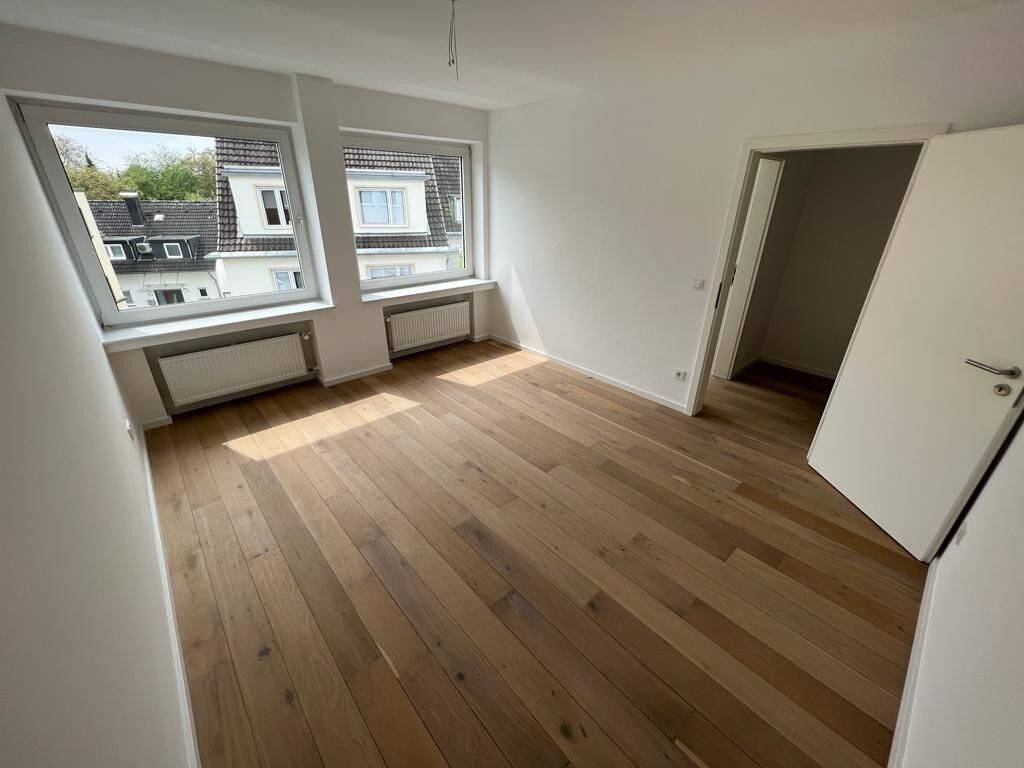 Erdgeschosswohnung mit optimaler Raumaufteilung und Wohlfühlfaktor !, 50739 Köln (Nippes Bilderstöckchen Longerich Mauenheim Weidenpesch)