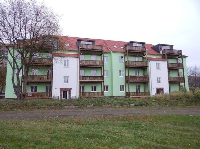 Gepflegte kleine 2 Zimmerwohnung mit offener Küche, 9599 Freiberg