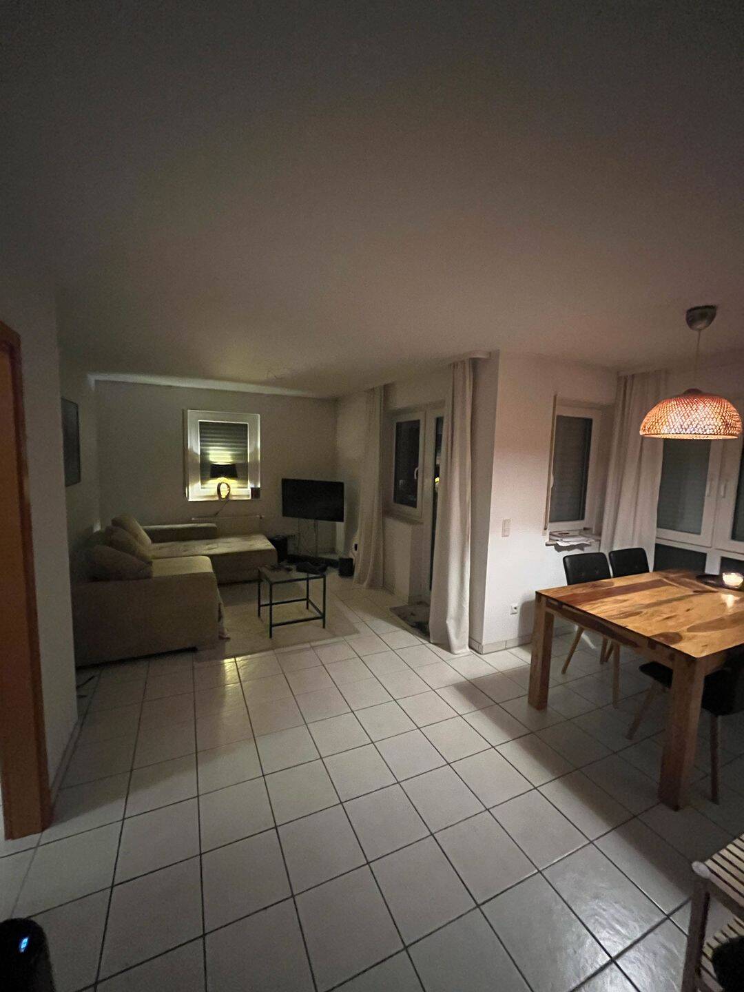 Traumhafte 2,5–3-Zimmer-Wohnung am Ortenberg – ruhig, hell & mit Balkon und Fußbodenheizung, 35039 Marburg