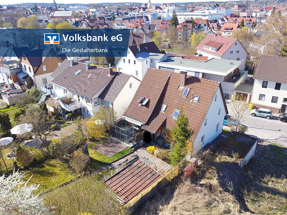 *** Schwenningen – gemütliches und modernisiertes Wohnhaus mit schönem Gartengrundstück! ***, 78056 Villingen-Schwenningen