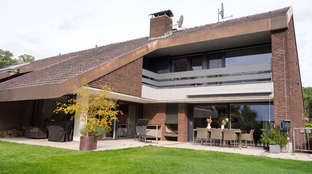 Grandioses Einfamilienhaus mit Sauna, Garten und Doppelgarage in ruhiger Lage von Marl-Polsum, 45768 Marl