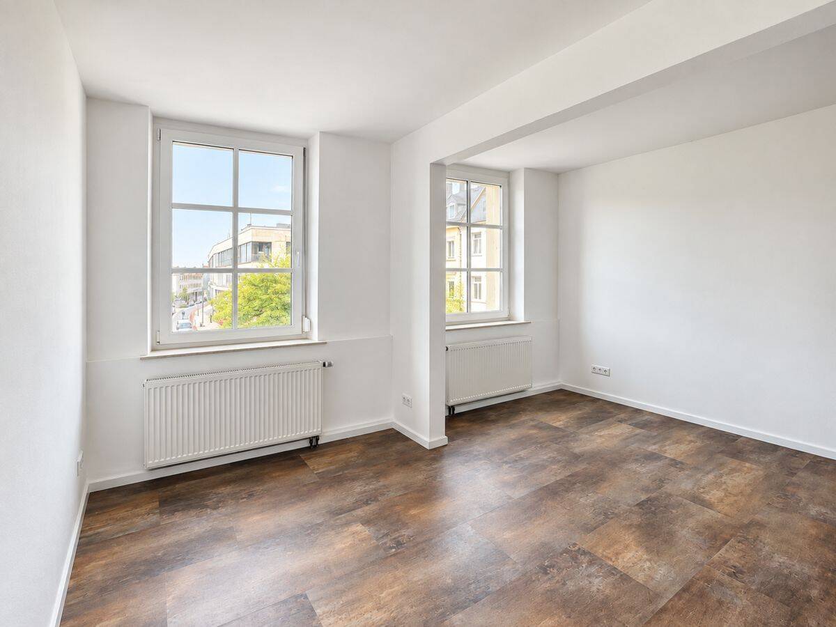 Frisch sanierte 4-Zimmer-Eigentumswohnung in zentraler Marktplatzlage von Schweinfurt, 97421 Schweinfurt
