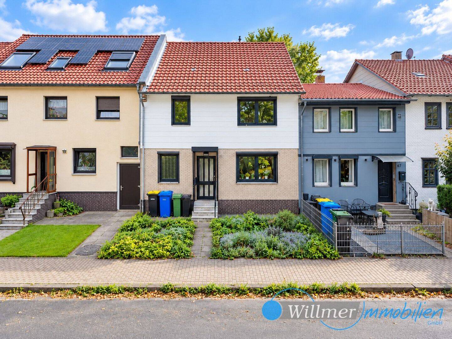Mehr als ein Reihenhaus – modernisiert, viel Grundstück und praktische Nebenflächen, 37434 Gieboldehausen