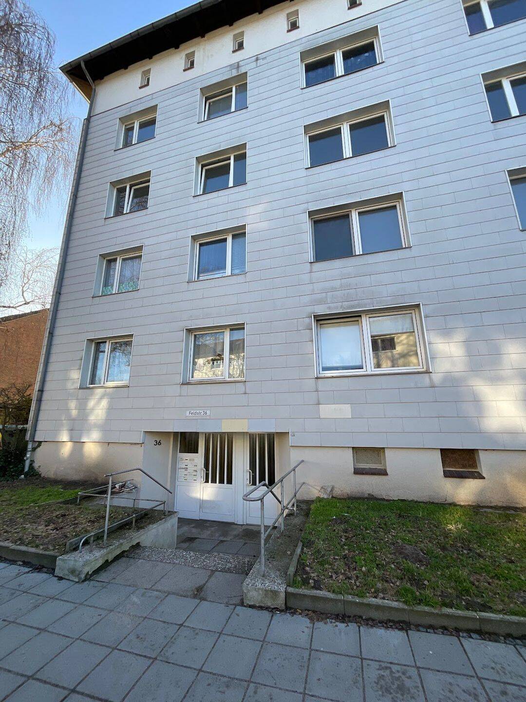 Frisch renovierte 2,5 Zimmer-Wohnung mit Duschbad und separatem WC, 23560 Lübeck (Moisling Sankt Jürgen)