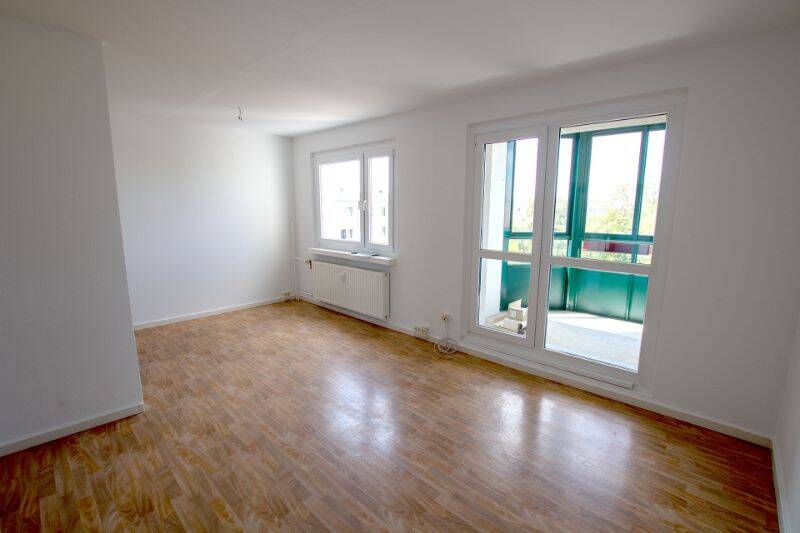 3-Zimmerwohnung mit Balkon…, 6132 Halle (Saale) (Ammendorf-Beesen Planena Radewell-Osendorf Silberhöhe)