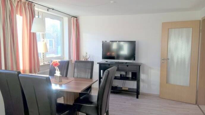 Großzügige sonnige 2,5 Zimmer- Whg. mitten im Zentrum,, 23570 Lübeck (Travemünde)