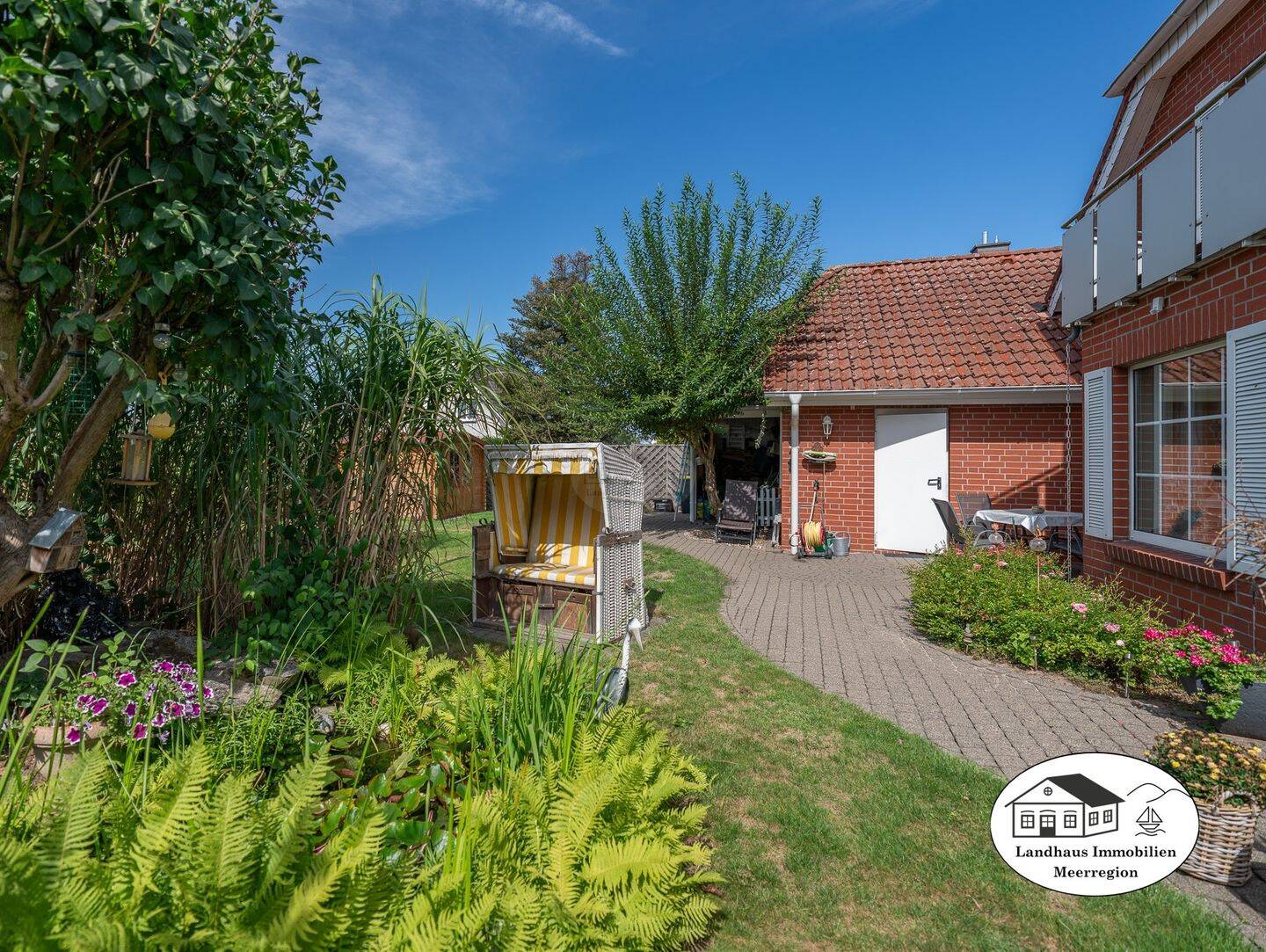 Großzügiges EFH im nordischen Stil mit liebevoll angelegtem Garten unweit vom Steinhuder Meer., 31515 Wunstorf