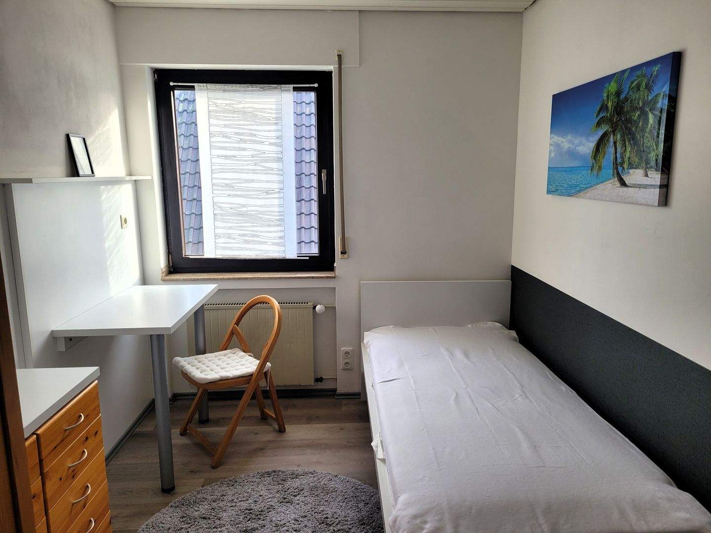 Zweitwohnsitz!!! Schönes WG-Zimmer (männlich) für WOCHENENDHEIMFAHRER!!! Modernes möbliertes Appartement in Düren, OT. Lendersdorf, 52355 Düren