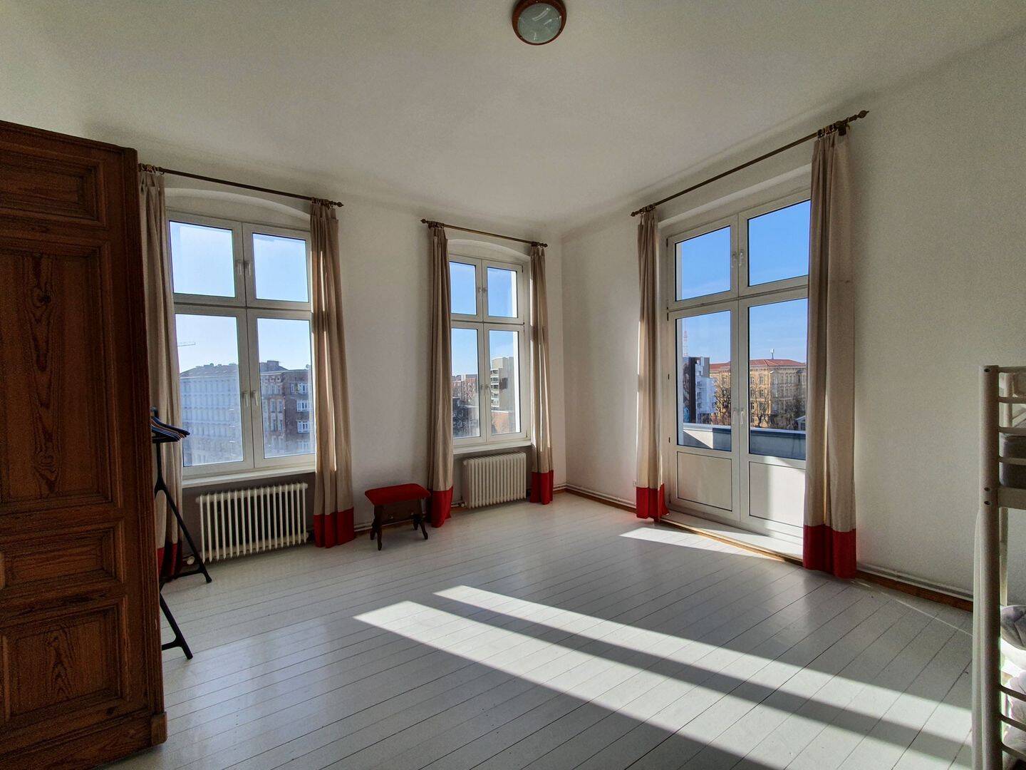 Helle loftig coole Altbau-Einheit mit Balkon im 4. Stock im Gründerzeithaus, 10783 Berlin (Tempelhof-Schöneberg Schöneberg)