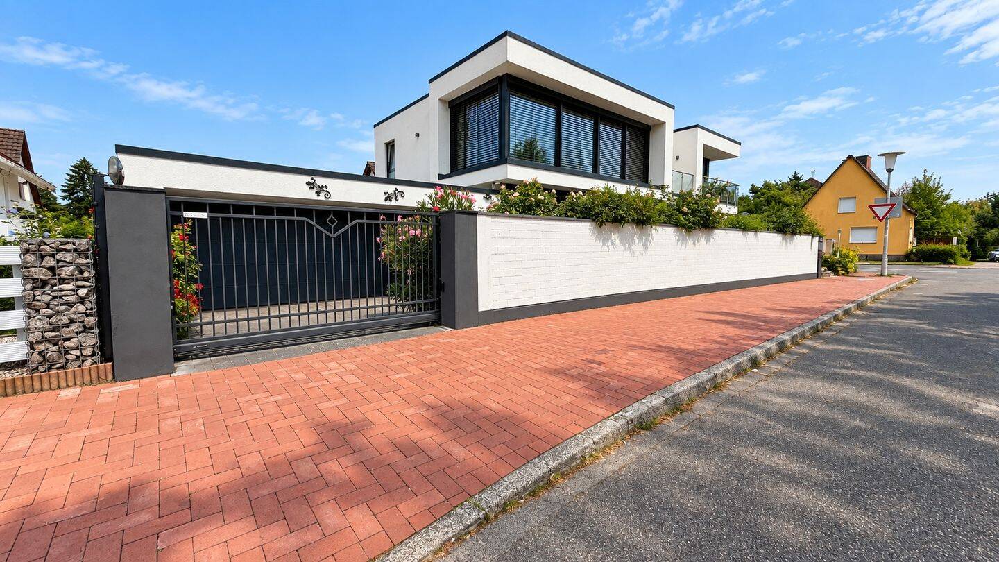 Exklusive Luxusvilla in Bonn – Großzügigkeit, Privatsphäre und anspruchsvolle Ausstattung, 53119 Bonn (Auerberg Nordstadt Tannenbusch Zentrum)