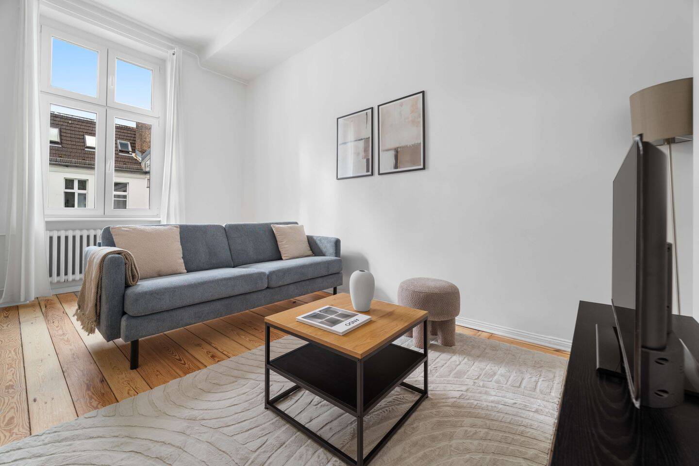 Wunderschöne 2 Zimmer Wohnung in toller Lage- voll möbliert, 10557 Berlin (Mitte Hansaviertel Moabit Tiergarten)
