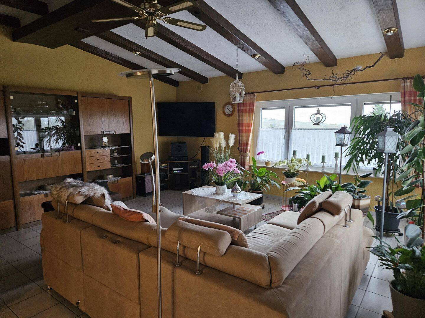 Schöne große 4-5 ZKB Wohnung in Schiffweiler-OT, 66578 Schiffweiler