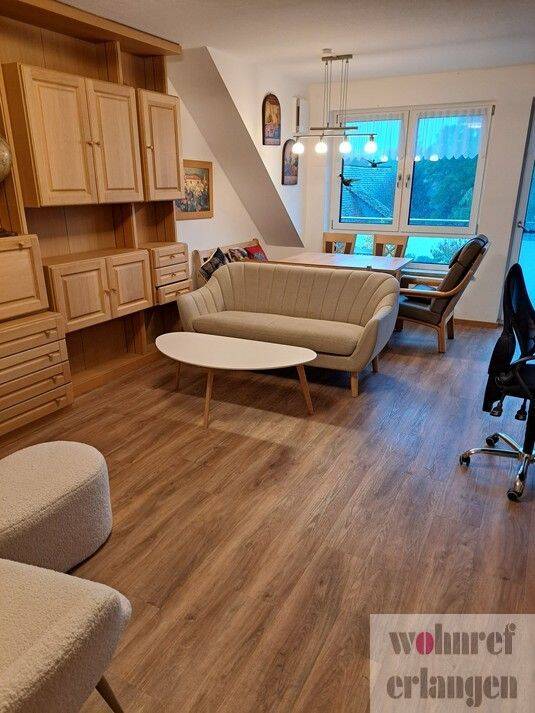 Schöne  möblierte 3 Zimmer Wohnung in Uttenreuth, 91080 Uttenreuth