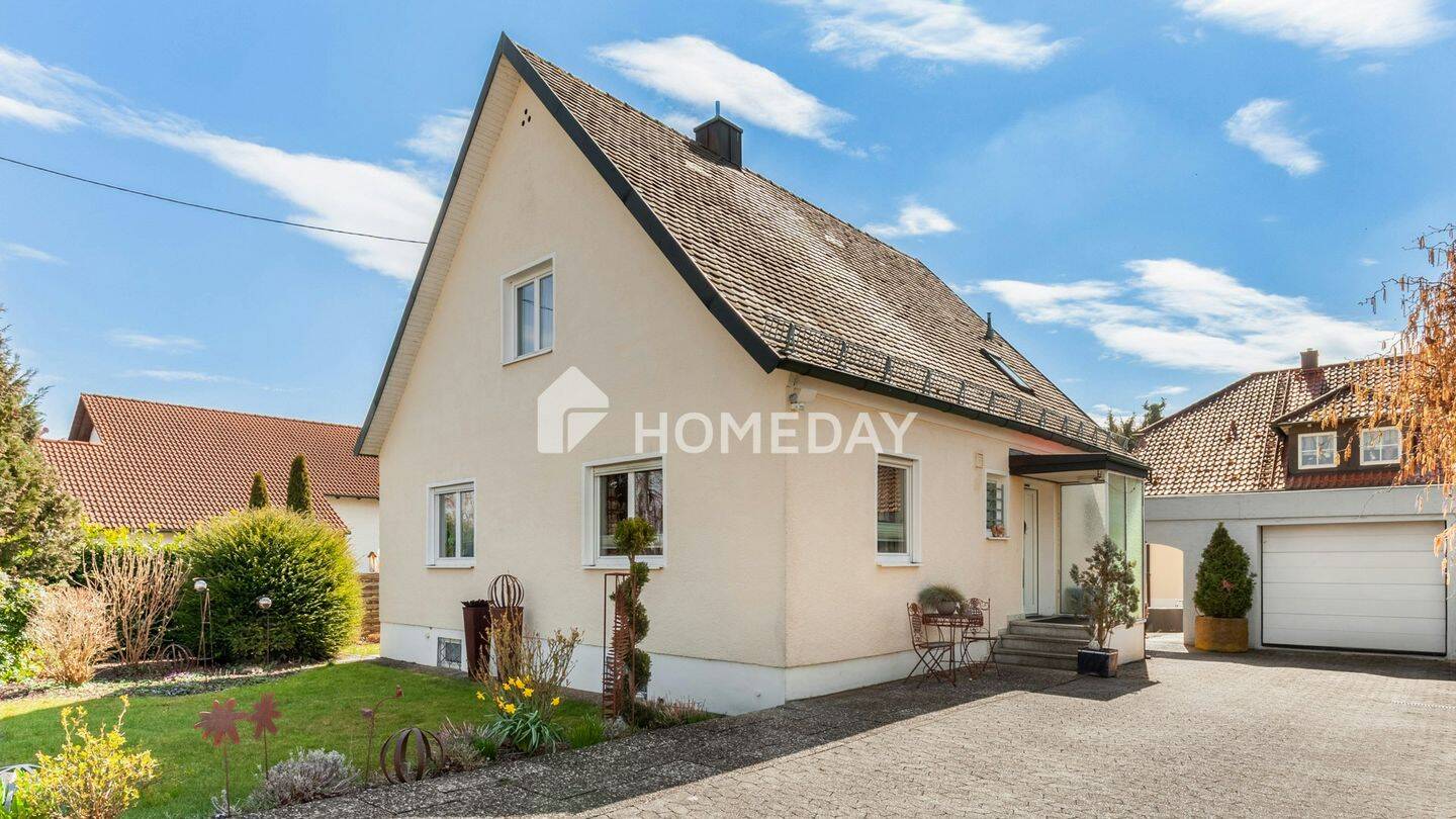 EFH auf großzügigem Grundstück mit EBK, Garage & Terrasse – leerstehend & bereit für Ihre Ideen, 85053 Ingolstadt (Ingolstadt Kothau Niederfeld Ringsee Rothenturm)