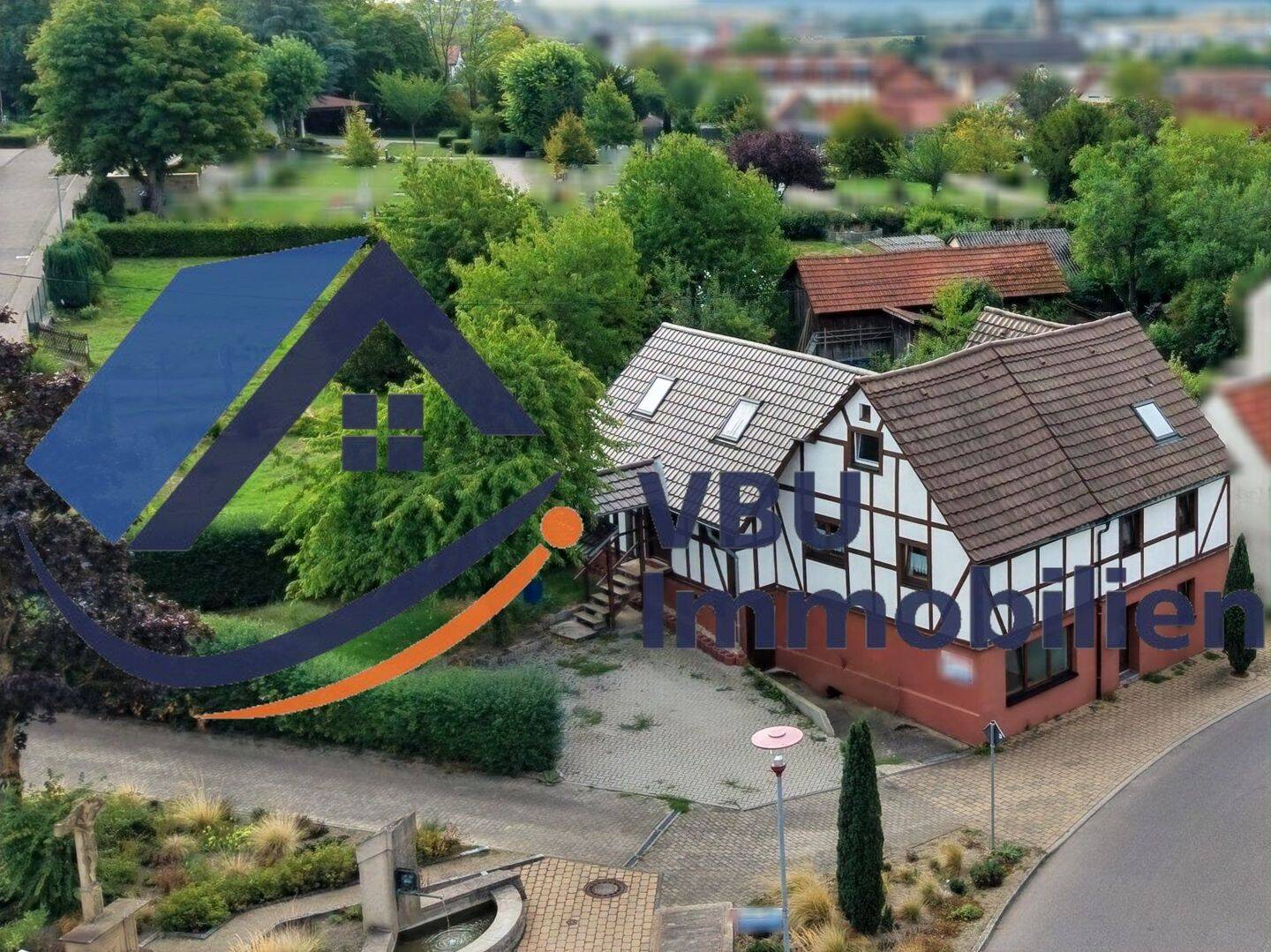 VBU Immobilien – Großzügiges, modern saniertes Einfamilienhaus mit Einliegerwohnung, 74252 Massenbachhausen