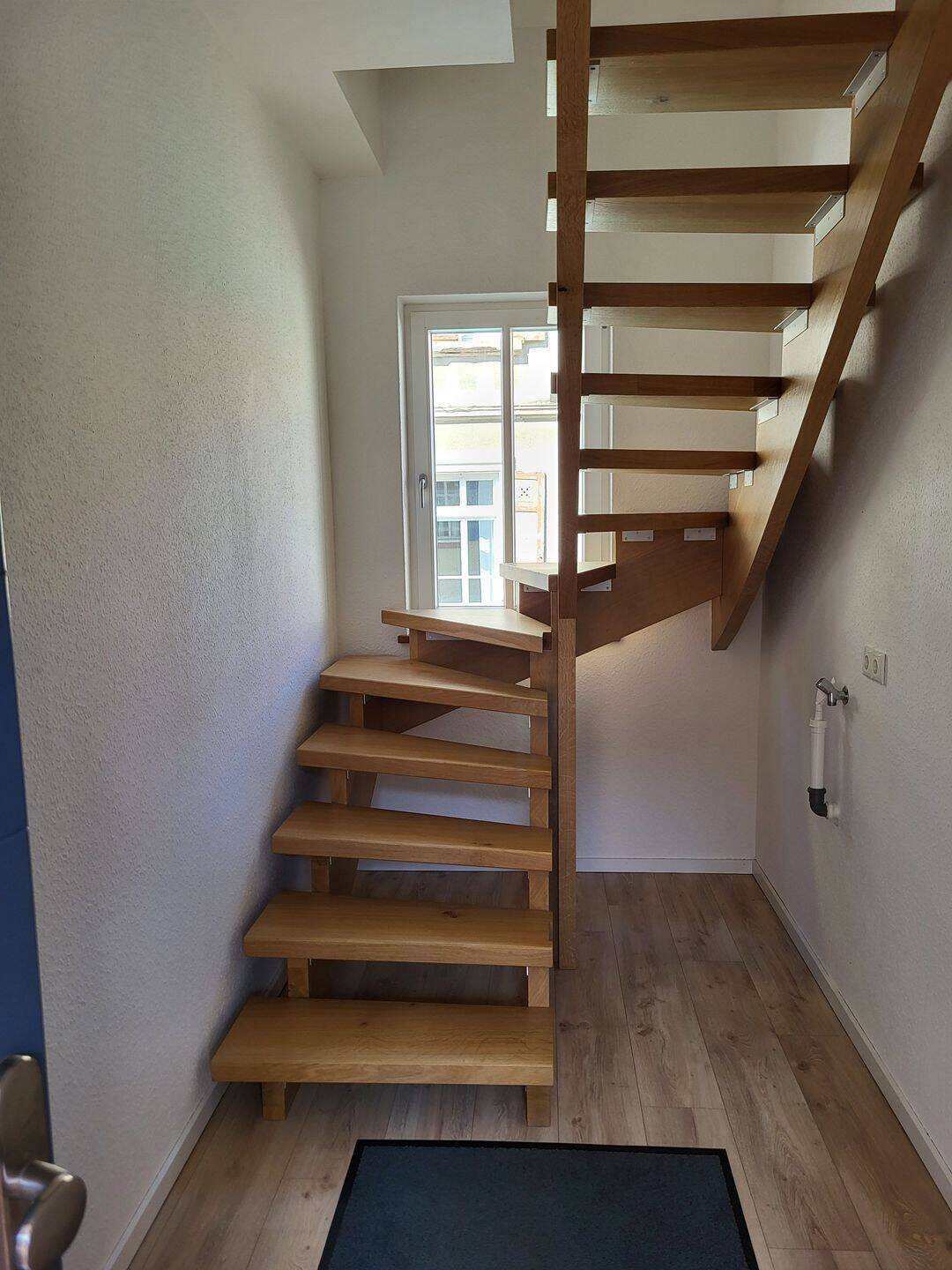 2 Zimmer, Wohnküche und Bad, 67592 Flörsheim-Dalsheim
