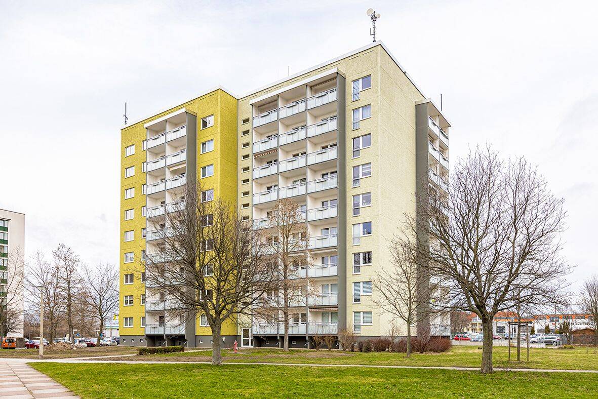 Perfekt für Senioren/2-Raum-Wohnung mit Loggia und Bad mit Dusche, 4205 Leipzig (Grünau-Mitte Grünau-Nord Grünau-Siedlung Miltitz Schönau)