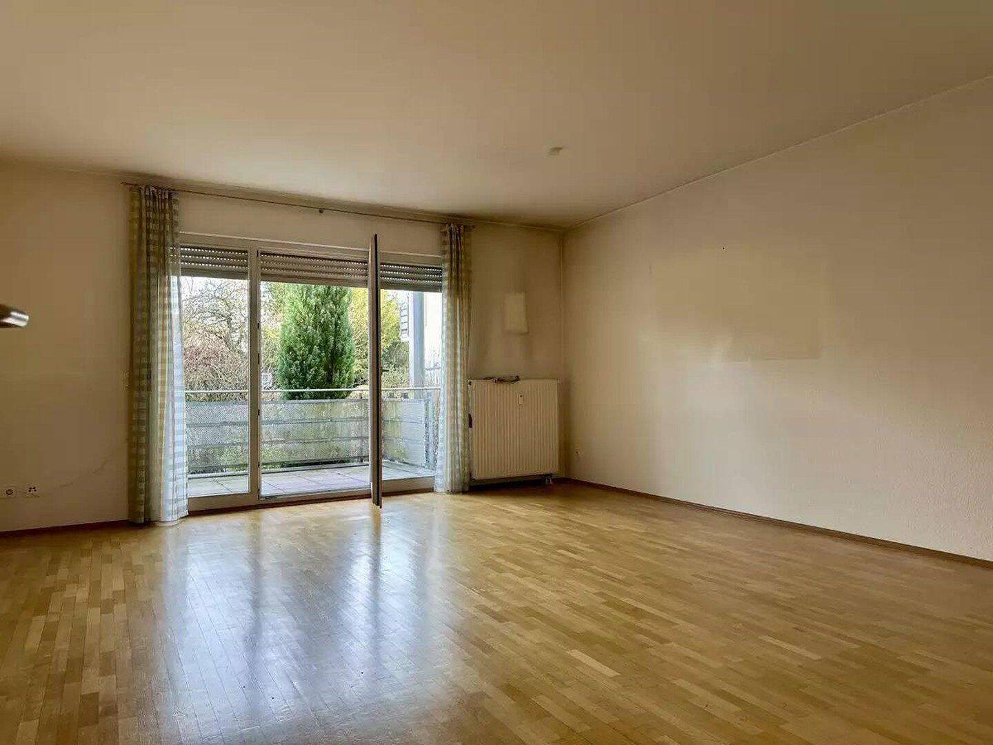 Lichtdurchflutetes Wohnen mit Garten & Balkon in Bad Homburg, 61348 Bad Homburg v.d. Höhe