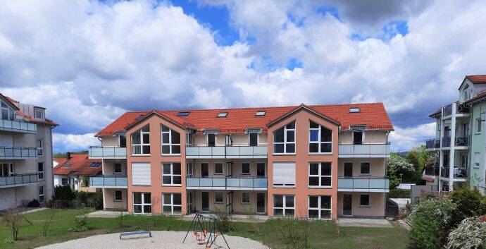 2 Zimmer DG Wohnung mit Galerie und Balkon, 83512 Wasserburg a. Inn