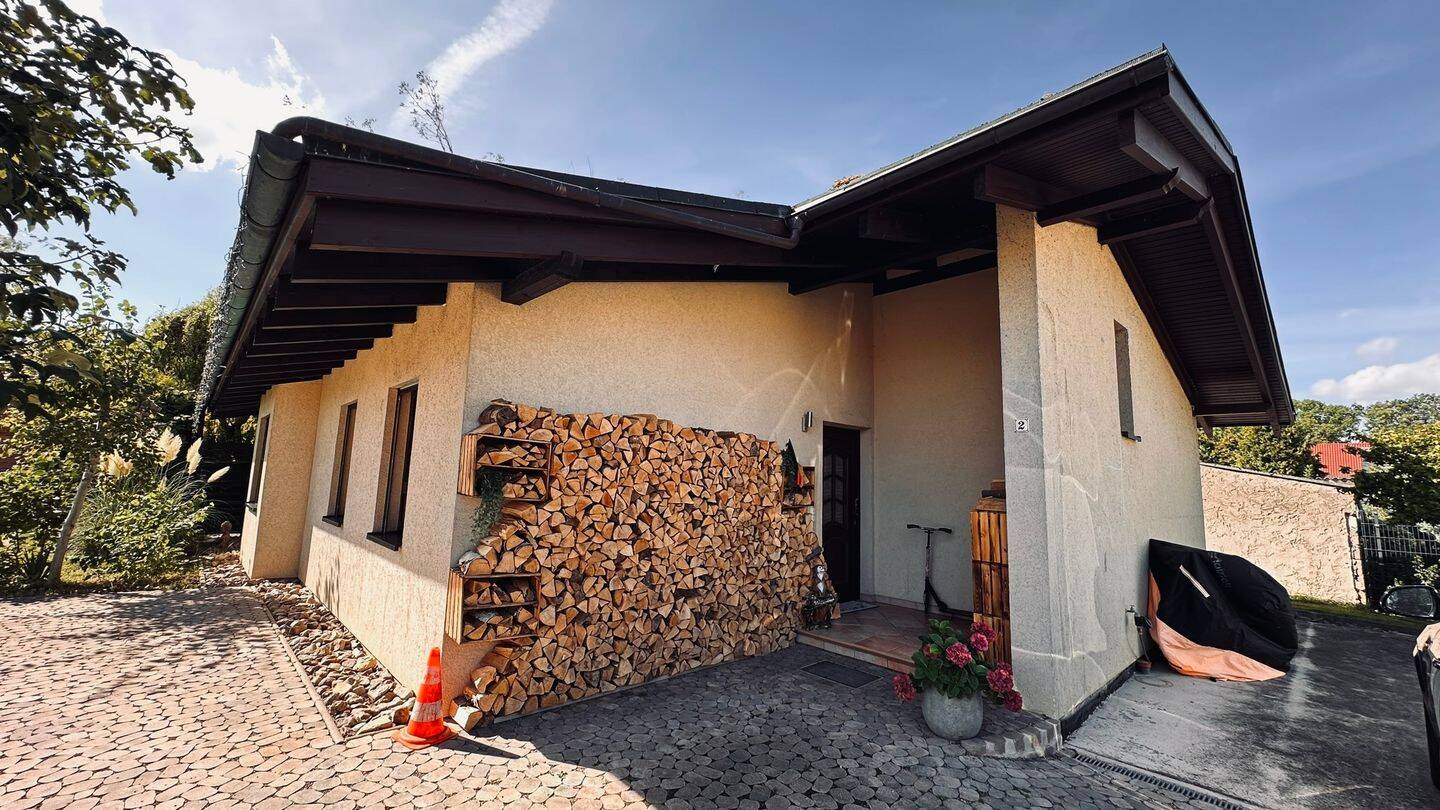 Ein Zuhause für jede Lebensphase – Einfamilienhaus im Bungalow-Stil mit wunderschönem Garten, 99090 Erfurt