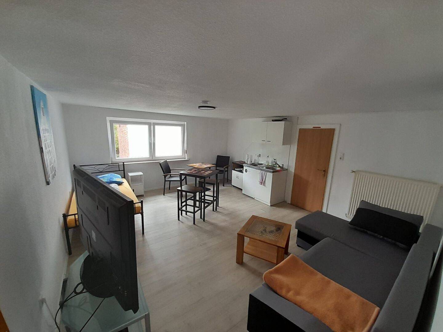 Monteurzimmer – Unterkunft für 3 bis 4 Personen, 35745 Herborn