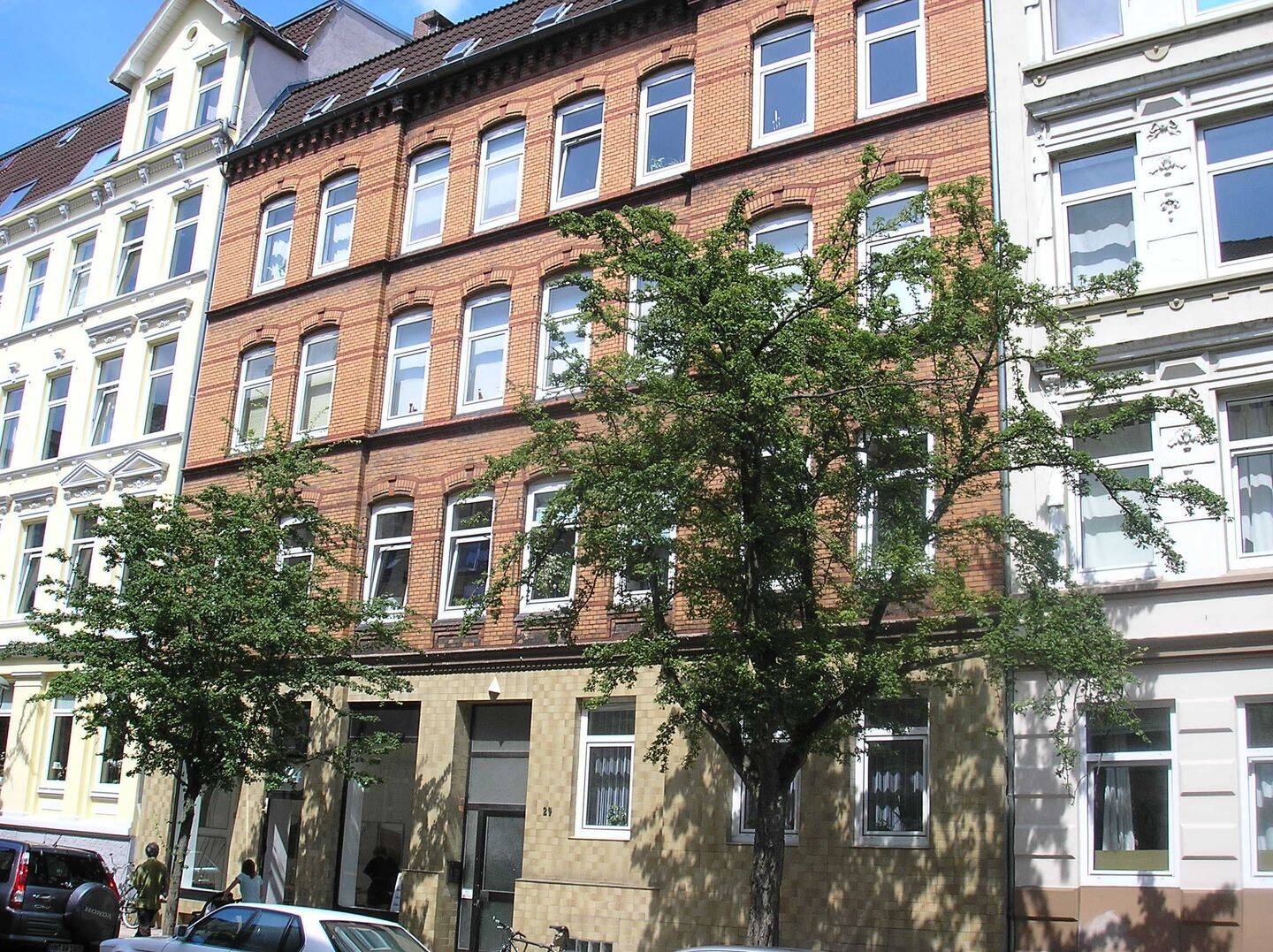 Dachgeschoß! Wohnen Nh. Schrevenpark. Frisch renovierte 2 Zimmer – Wohnung. Nicht WG – geeignet., 24103 Kiel (Altstadt Damperhof Exerzierplatz Vorstadt)