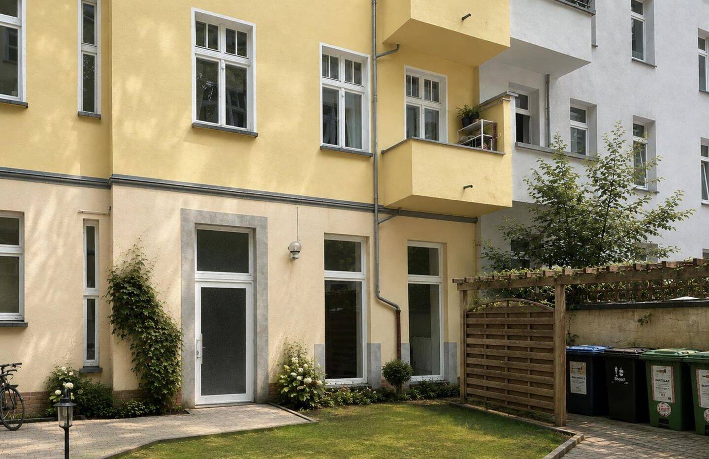 Gemütliche Hoflage mit Kiez vor der Tür, 10407 Berlin (Pankow Kleingartenanlage Grönland Kleingartenanlage Neues Heim Kleingartenanlage Volkspark Prenzlauer Berg Prenzlauer Berg)