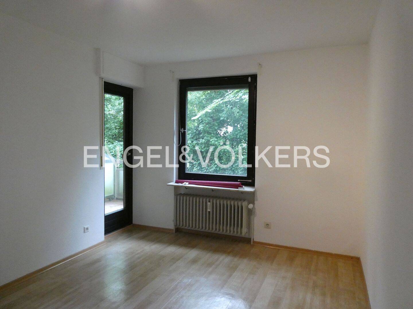 Praktisches Ein-Raum-Apartment mit Duschbad und Balkon, AAP sowie Küchenzeile nahe der Uni Tal, 72074 Tübingen