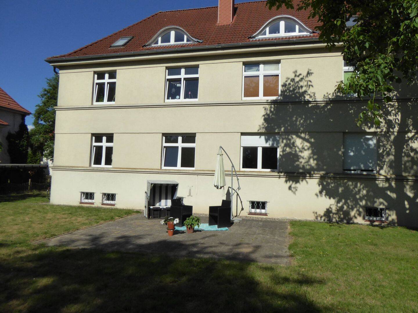 Ihr Rückzugsort in Schwerin – Helle 2-Zimmer-Dachgeschosswohnung mit PKW-Stellplatz, 19061 Schwerin