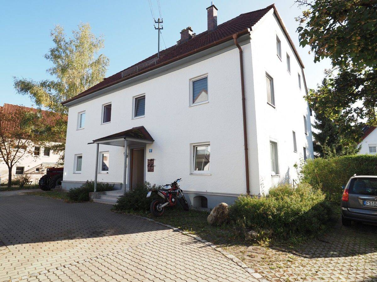 Gut geschnittene 3-Zimmer-Wohnung in Fahrenzhausen, 85777 Fahrenzhausen