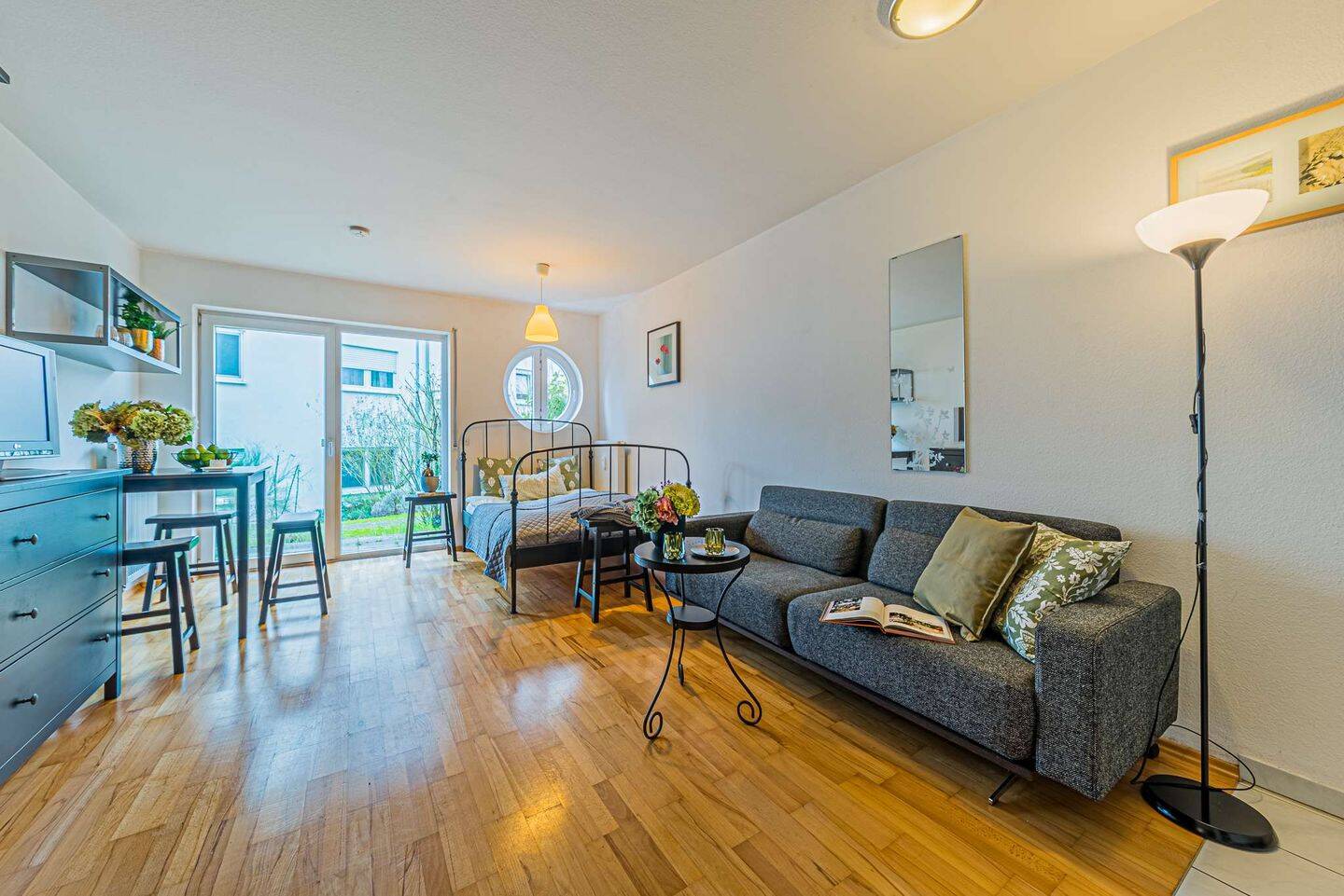 Modern möbliertes Single-Apartment in ruhiger Wohnlage, 60385 Frankfurt am Main (Bornheim Nordend-Ost Ostend)