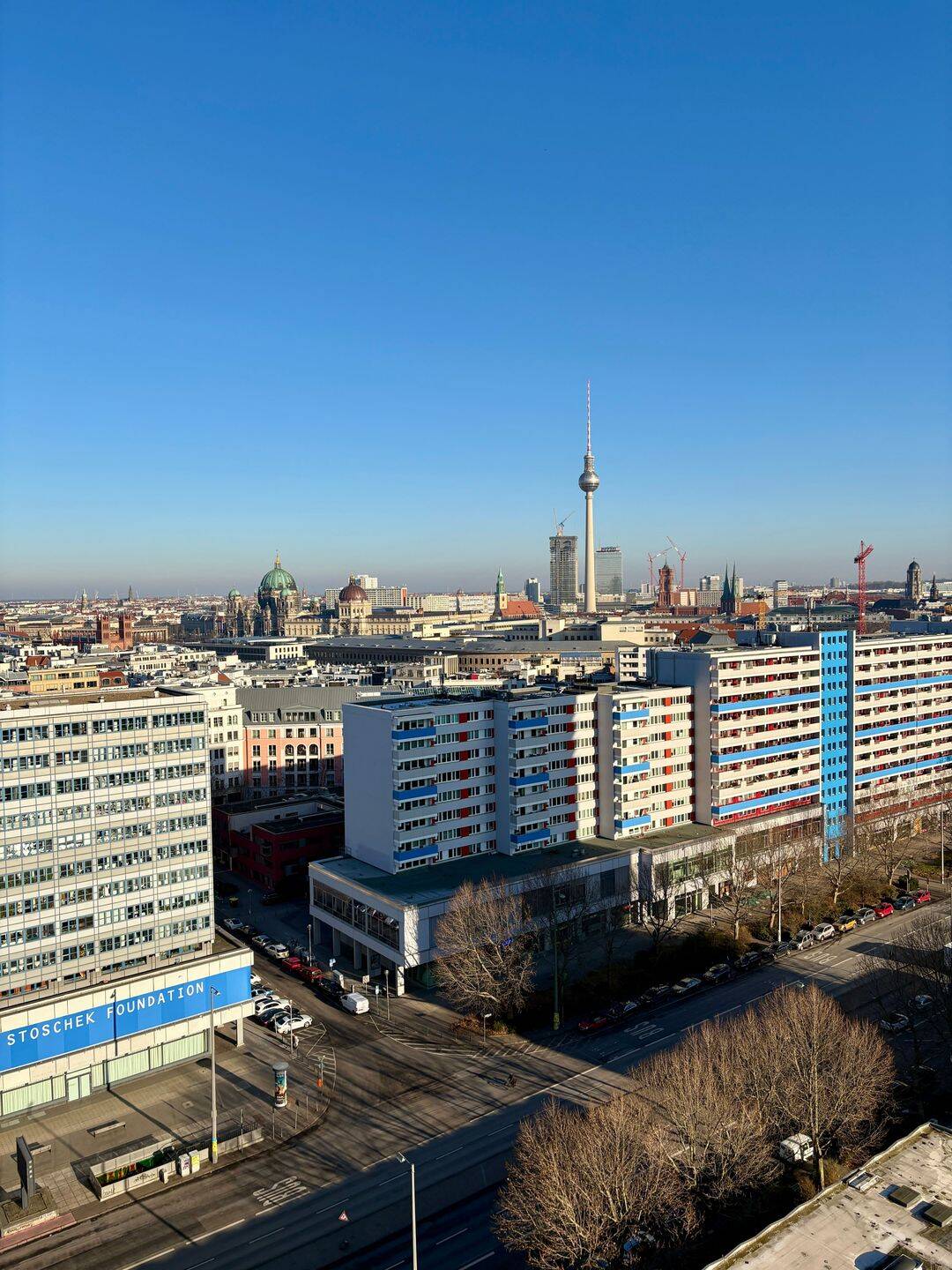 Skyline Living in Berlin-Mitte, großzügige 3-Zimmer-Wohnung mit spektakulärem Ausblick, 10117 Berlin (Mitte)