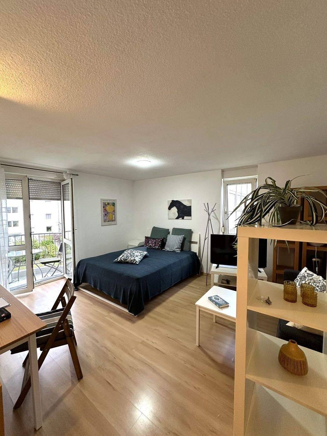 Attraktive 1 Zi.-Wohnung – möbliert – Balkon – TG !, 90409 Nürnberg (Großreuth h. d. Veste Gärten h. d. Veste Maxfeld Schoppershof)