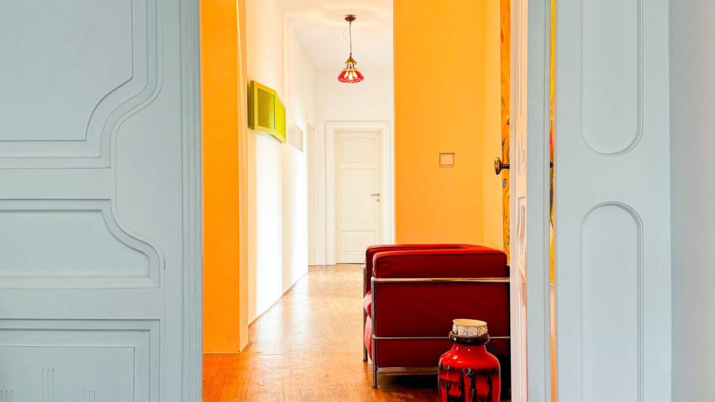 Außergewöhnliche Mansarden-Maisonette im Frankfurter Westend, 60323 Frankfurt am Main (Westend-Nord Westend-Süd)