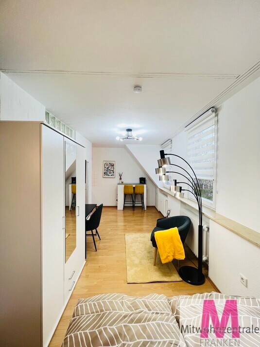Modern möbliertes 1-Zi-Apartment im Herzen Erlangens, 91054 Erlangen (Burgberg Erlangen-Nord Erlangen-Ost Innenstadt Sieglitzhof)