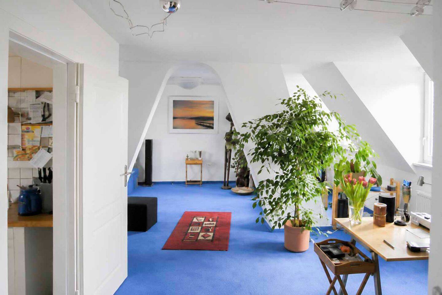 Vermietete großzügige Dachgeschoßwohnung in zentraler Lage in Eimsbüttel-Eidelstedt, 22523 Hamburg (Eimsbüttel Eidelstedt)