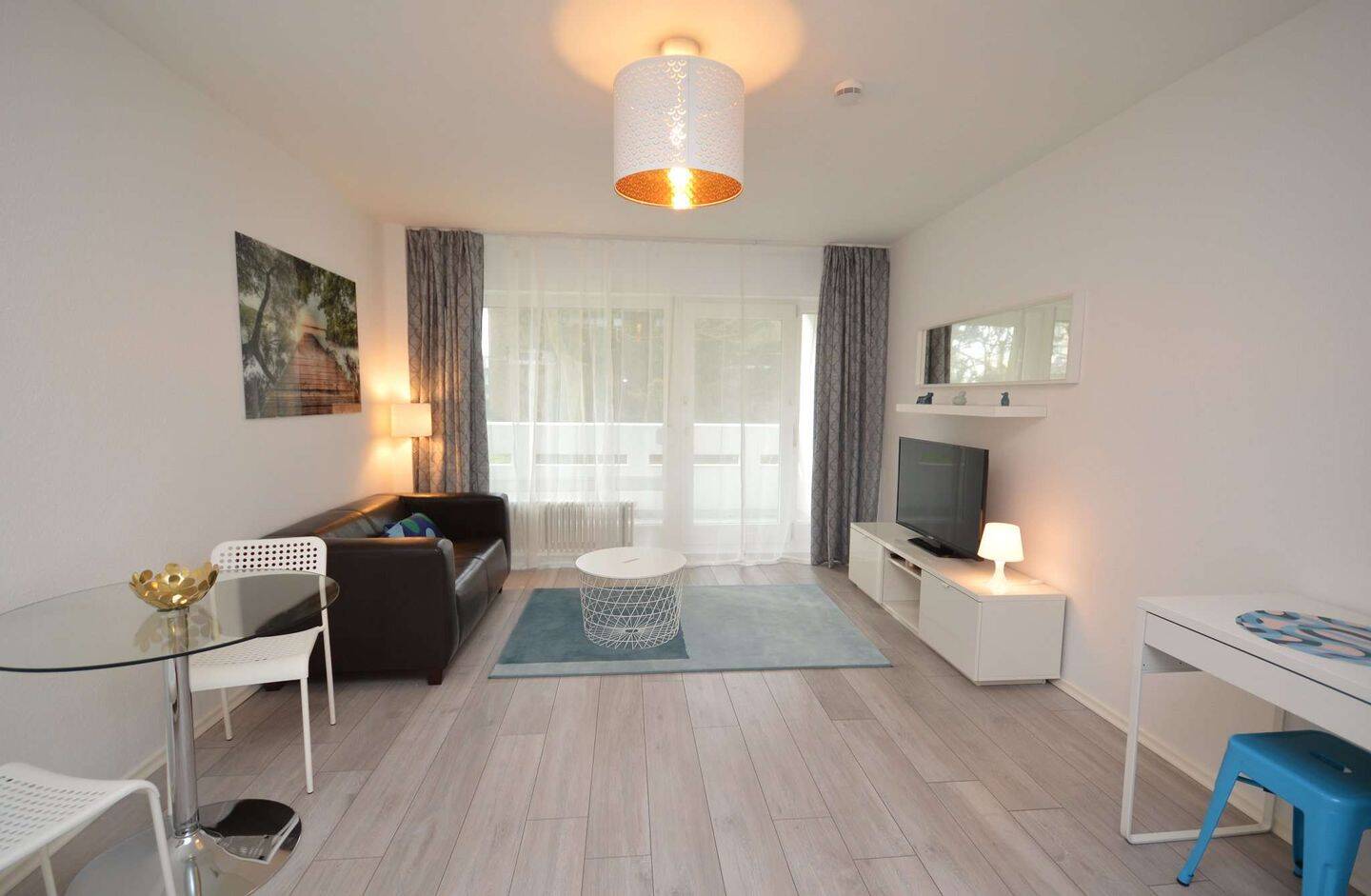 Schickes Apartment mit  Internet und Balkon in ruhiger Lage von Neu-Isenburg, 63263 Neu-Isenburg